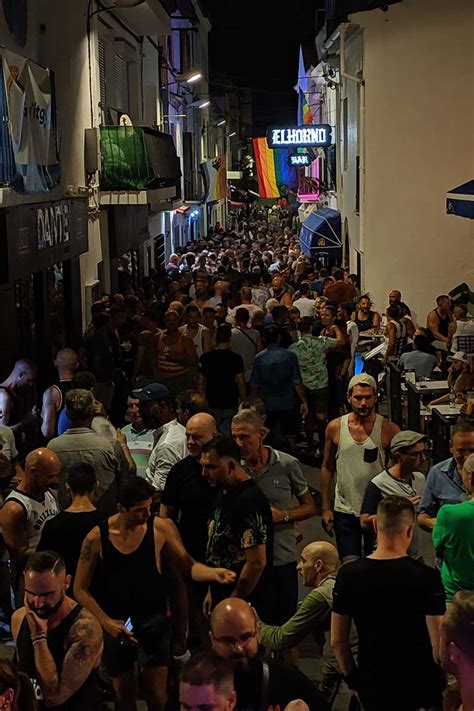 gay bar sitges|Gay Sitges Guide 2024 Bars, Beaches, Hotels,。